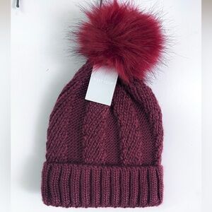 NWT West Loop Burgandy Knit Beanie with soft Pom Pom Womens Winter Hat
